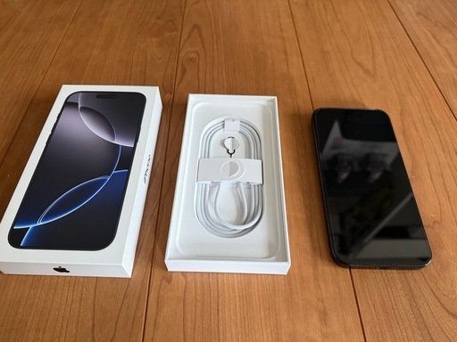 iPhone 16 ProMax 256GB ブラックチタニウム