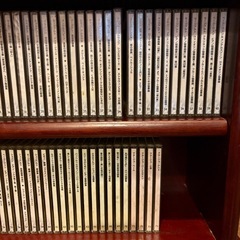 丸善 クラシックCDコレクション 75枚セットおまけつき 専用木製ケース 木棚の画像