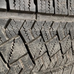 スタッドレスタイヤ225/65R17 PIRELLI 【ICE ZERO】 の画像