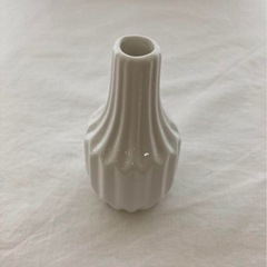 一輪挿し 花瓶　フラワーベース　陶器　北欧の画像