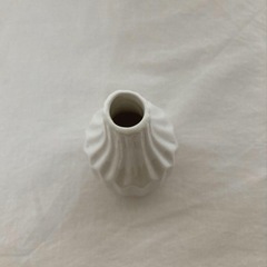 一輪挿し 花瓶　フラワーベース　陶器　北欧の画像