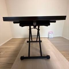 昇降式テーブルの画像