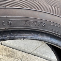 225/60R17 99Q DUNLOP ダンロップ WINTER MAXX 02 WM02 ウインターマックス02 スタッドレスタイヤの画像