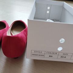 赤スエード調パンプス23センチの画像
