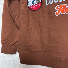RODEO CROWNS ワッペンプリントパーカー　ブラウンの画像