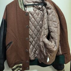 Scoop　スクープ　袖革　スタジャン　スタジアムジャンパ－　ブラウン　状態良好　sizeMの画像