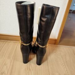 【Sergio Rossi】ブラックレザー ブーツ35size22cm位の画像