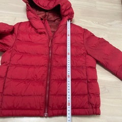 UNIQLOキッズ110ダウンジャケットの画像