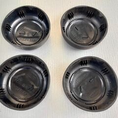 ダイハツ純正ホイールセンターキャップの画像