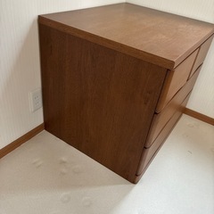 収納家具の画像