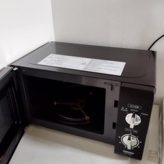 洗濯機、電子レンジ、冷蔵庫の画像