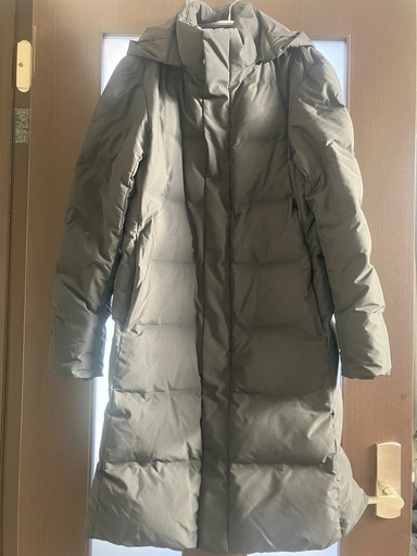 【UNIQLO】XS シームレスダウンコート　ブラック