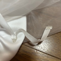 ホワイトシフォンケープ・刺繍、リボン付き　ブライダル　ウエディングドレスの画像