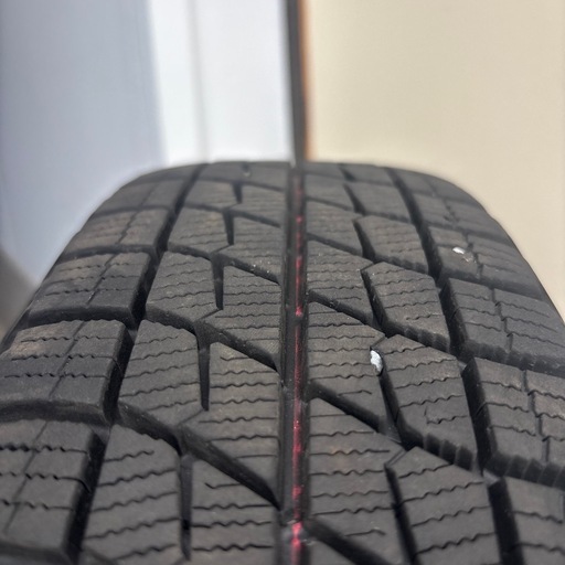 スタッドレスタイヤ４本セット　ホイールキャップ付き　155/65/14軽自動車用