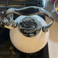 Circulon サーキュロン　2.2リットル笛吹ティーケトル　（ステンレス） 2.3QT　MEYER マイヤーの画像