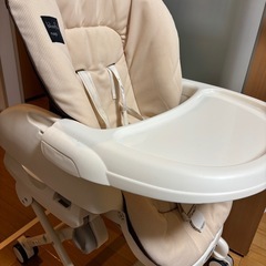 ハイローチェア　コンビの画像