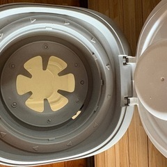 コンビ消臭ゴミ箱
の画像