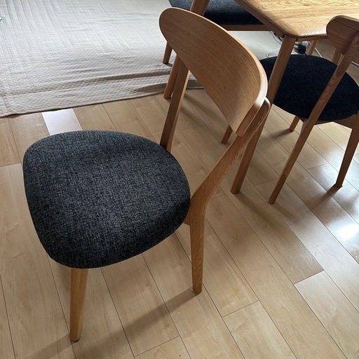 決まりました　ジャーナル家具　ダイニングテーブル　椅子　セット