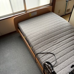 早い者勝ち！　電動ベットの画像