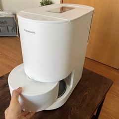 Panasonic自動炊飯器 SR-AX1-Wの画像