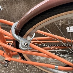 【使用4ヶ月・オートライトつき付き】【自転車】marukin自転車 スーンシングルE 26インチ オレンジの画像