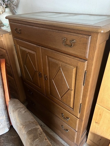 閉店セール　起立木工　チェスト