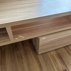 テレビボードの画像
