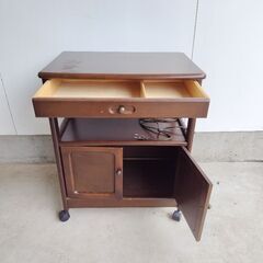 家具　サイドテーブル　キャビネットの画像