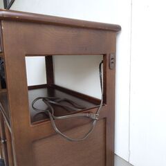 家具　サイドテーブル　キャビネットの画像