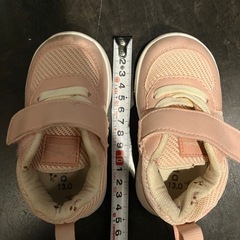 ピンク ベビーシューズ 13.0cmの画像