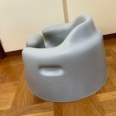 バンボ　bumbo ベビーチェアの画像