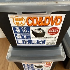 CD ケース　4箱の画像