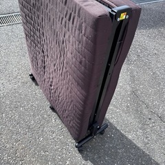 無料シングルベッドの画像
