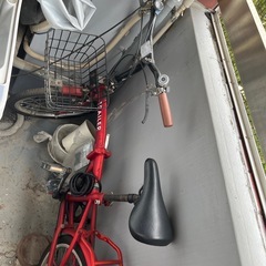 折りたたみ自転車の画像