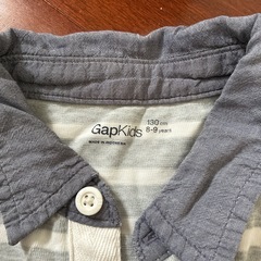 130サイズ　GAP 長袖ポロシャツの画像