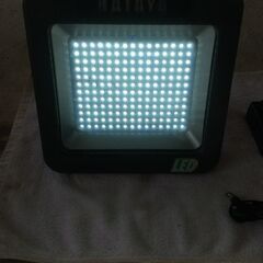 ハタヤ 充電式 LEDライト売ります‼️の画像
