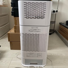 アイリスオーヤマ製のサーキュレーター衣類乾燥除湿機「IJD-150-WH」の画像