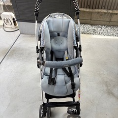 Aprica ラクーナ ビッテ ソファークッション 持ち手レザー調　象柄の画像