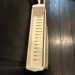 隙間収納ワゴンラックの画像