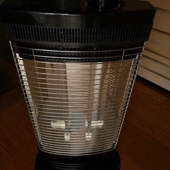 電気ストーブ　TOYOTOMI（EH-Q100I）