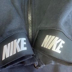 NIKEパーカーの画像