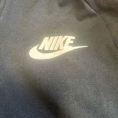 NIKEパーカーの画像
