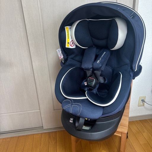 美品エールべべ　クルット5iグランス　ネイビー