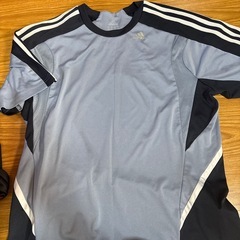 adidas Tシャツ　2枚の画像