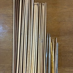 編み物用具いろいろの画像