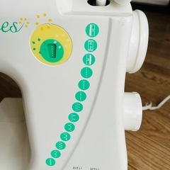 ジャノメ電動ミシン「Elves N-305」　シンプルな機能　の画像