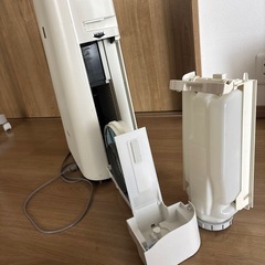 シャープ 加湿 空気清浄機 プラズマクラスター KC-G50-Wの画像