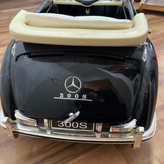 子供用　ベンツ　ラジコン電動車　の画像