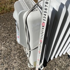 DeLonghi オイルヒーター ホワイト　w390912sdの画像
