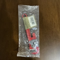 パイプレンチ🔧HITPU150水道管・ガス管などの専用工具🧰汚れあり💦赤の画像